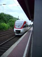 Regio Bahn/16225/1004-1-verlaesst-duesseldorf-voelklingerstrasse-mit-der-s28 1004-1 verlsst Dsseldorf-Vlklingerstrasse mit der S28 Kaarst See richtung Neuss.02.08.06